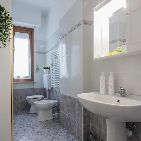 Appartement A Casa Di Enza By Wonderful Italy *