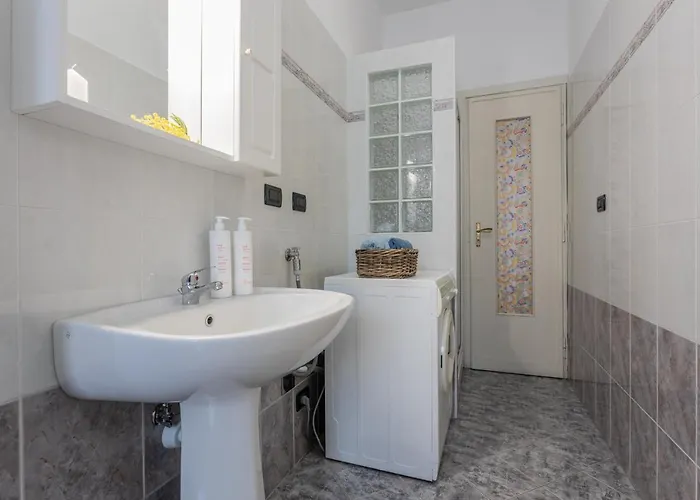 Apartment A Casa Di Enza By Wonderful Italy